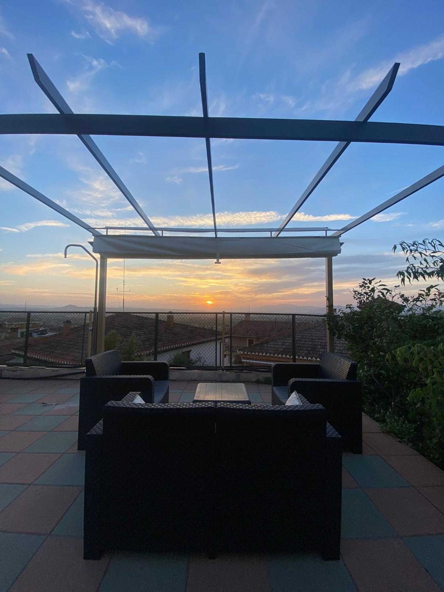 El Mirador De Santiago Villa Monachil Luaran gambar